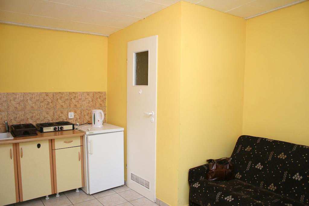 Osrodek Wypoczynkowy Jelonek Hotell Wolsztyn Rom bilde